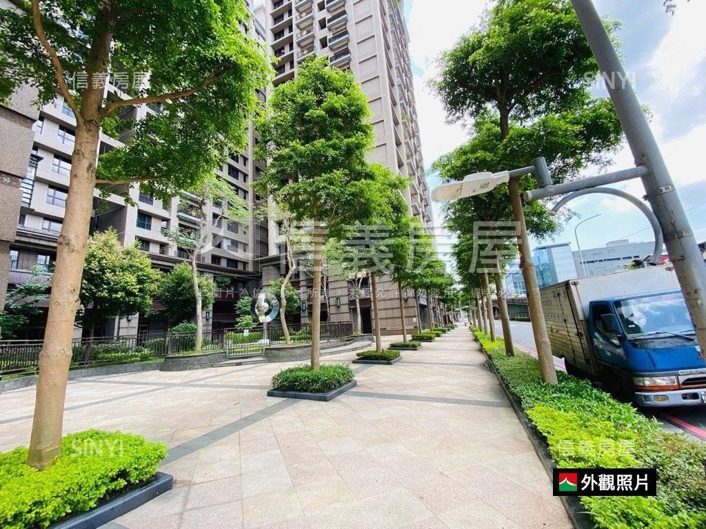 家樂福旁合環御景店辦房屋室內格局與周邊環境