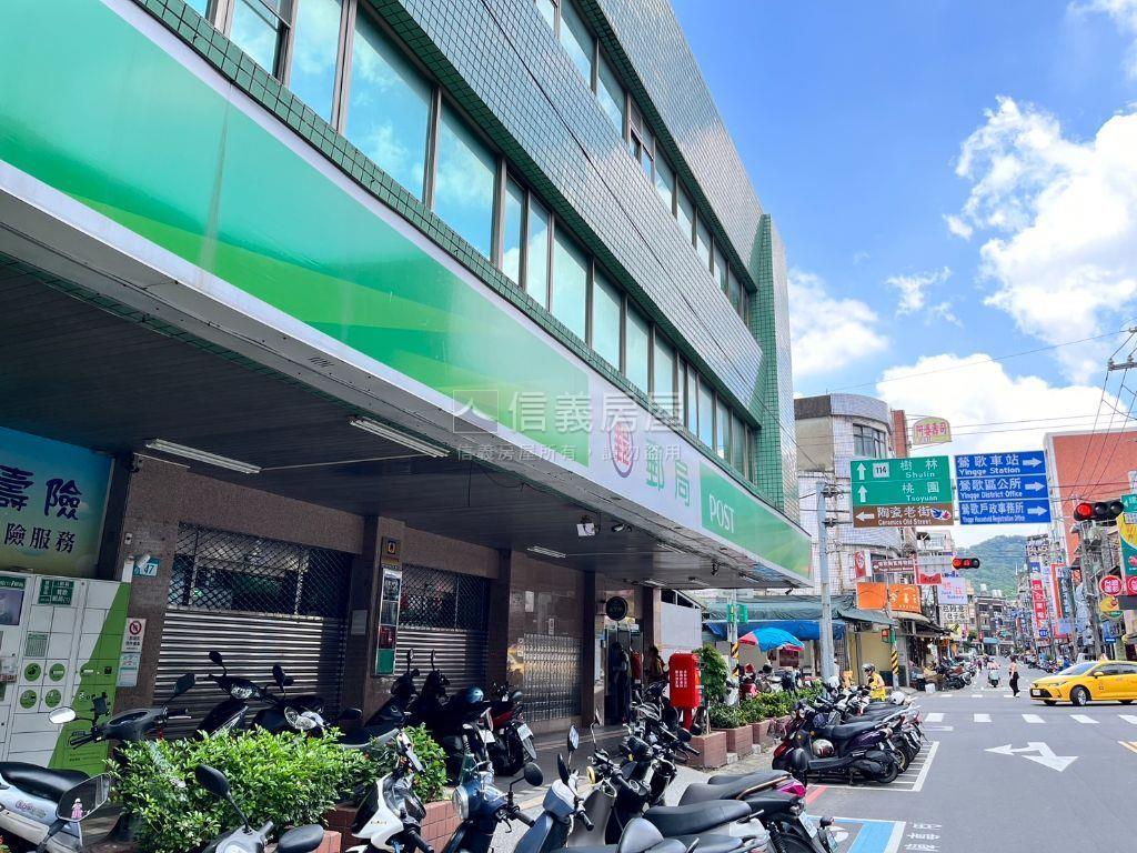 次頂樓永昌雅築正三房房屋室內格局與周邊環境