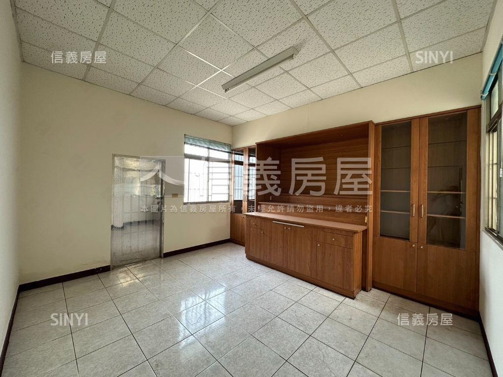 東方大鎮南太平透天別墅房屋室內格局與周邊環境