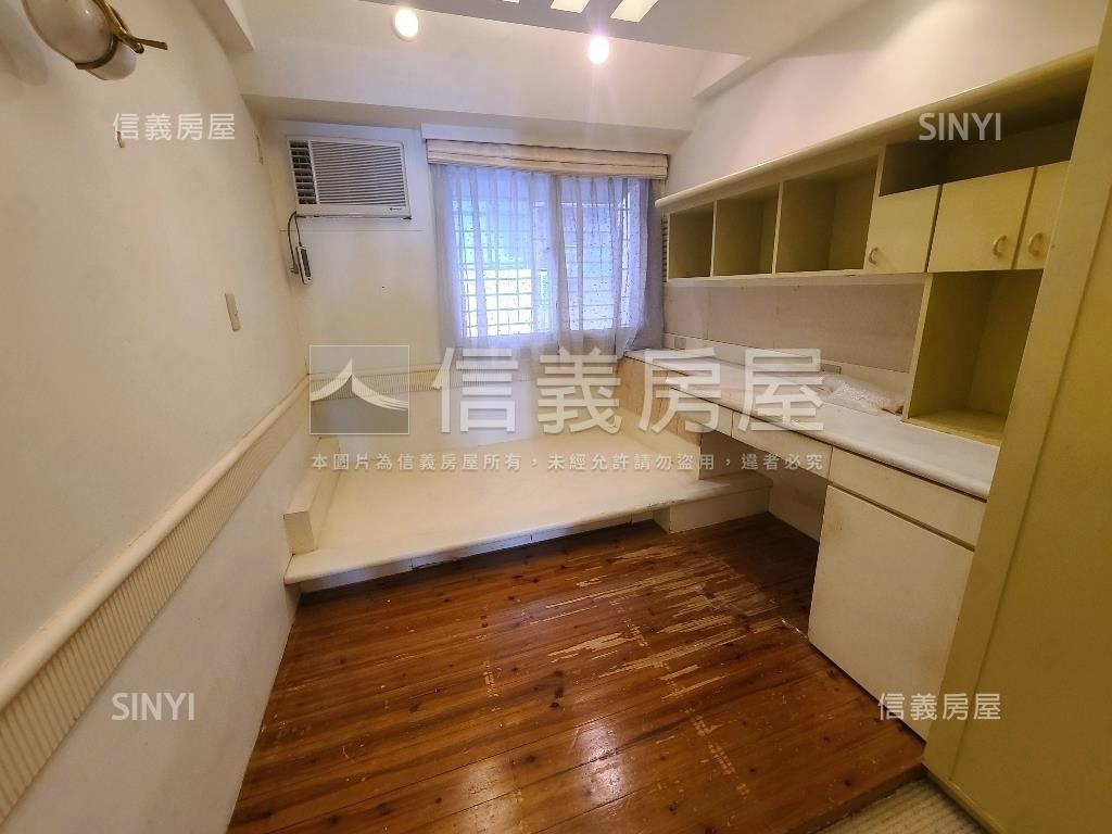 伉儷園美華廈房屋室內格局與周邊環境