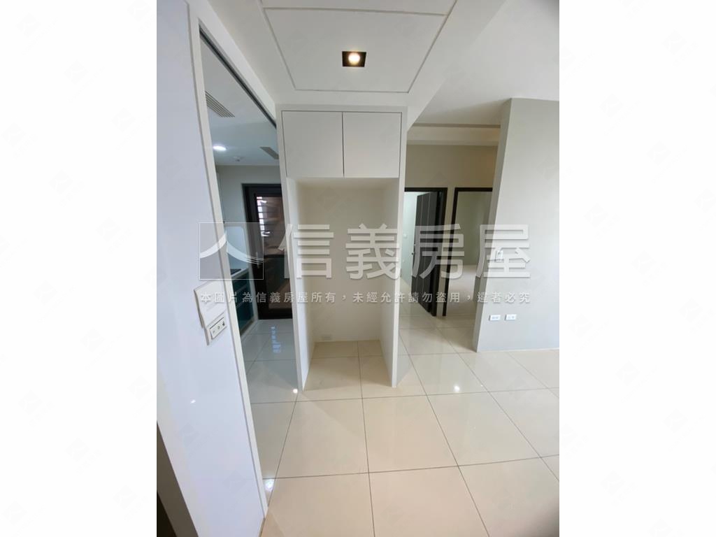 和美時尚精緻２房附車位房屋室內格局與周邊環境