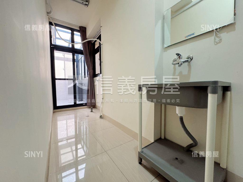 中山路。稀有電梯美別墅房屋室內格局與周邊環境