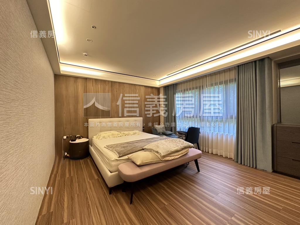 冠德微山丘稀有一層一戶房屋室內格局與周邊環境