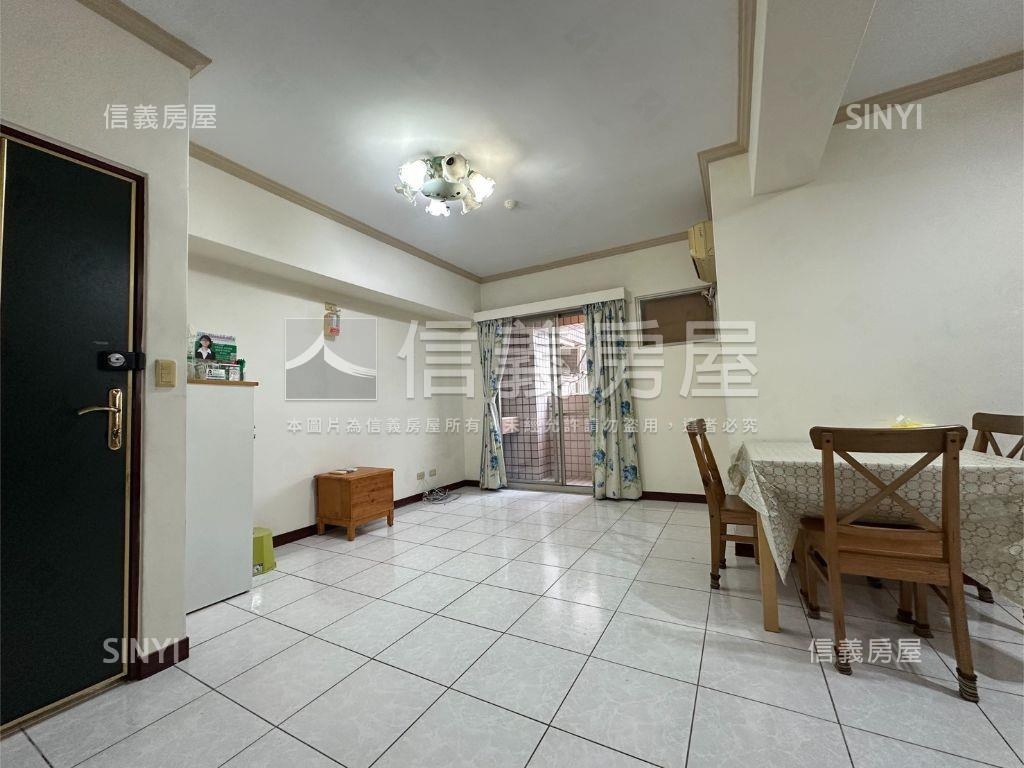 賞星悅目幽美三房房屋室內格局與周邊環境