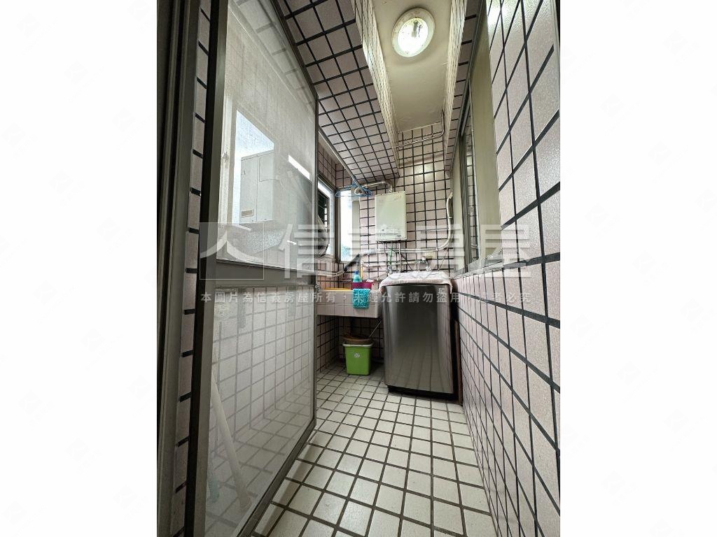 賞星悅目幽美三房房屋室內格局與周邊環境