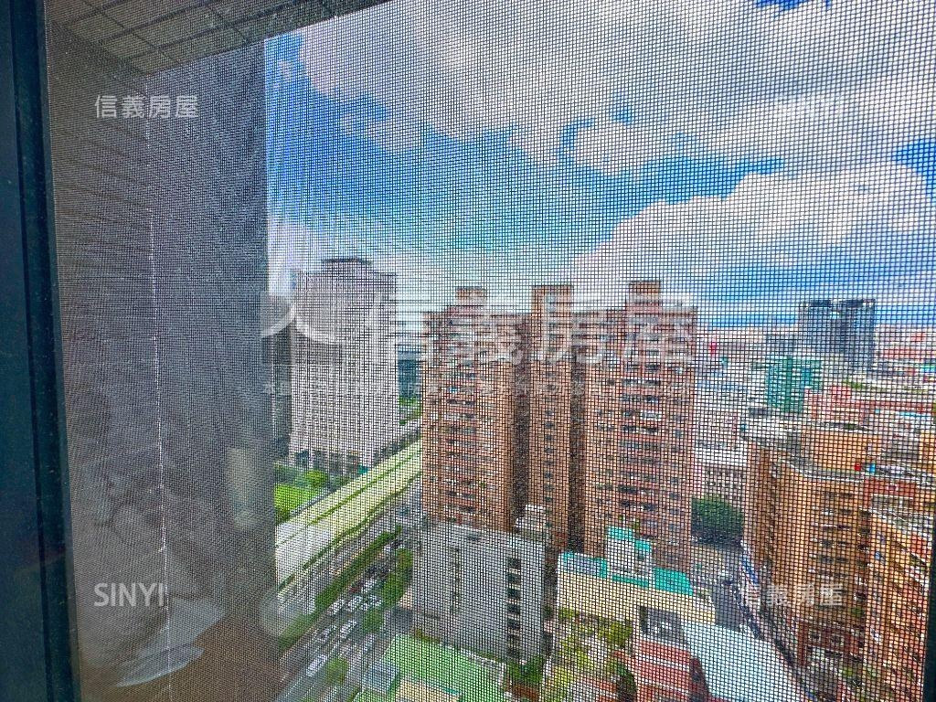 專任文心路近市府高樓２房房屋室內格局與周邊環境