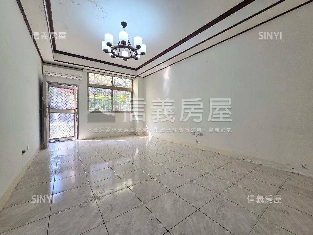 綠意滿屋大空間３房。白露房屋室內格局與周邊環境