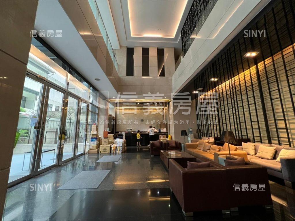 市政香榭兩房平車房屋室內格局與周邊環境