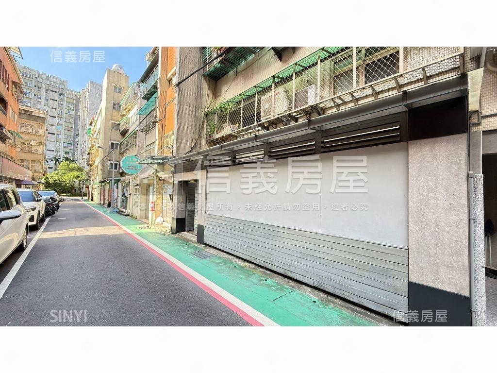 小巨蛋１樓住家文教工作室房屋室內格局與周邊環境