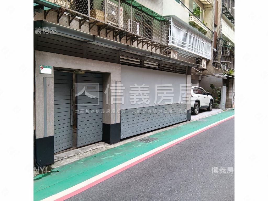 小巨蛋１樓住家文教工作室房屋室內格局與周邊環境