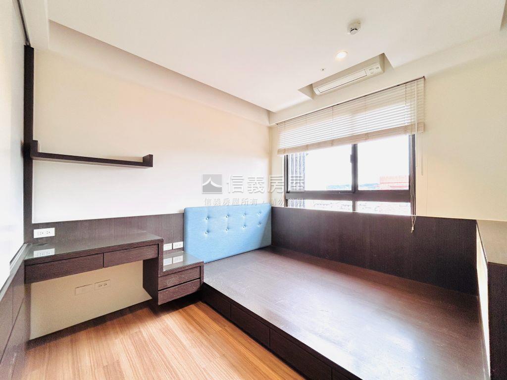 君璽４房景觀雙車位房屋室內格局與周邊環境