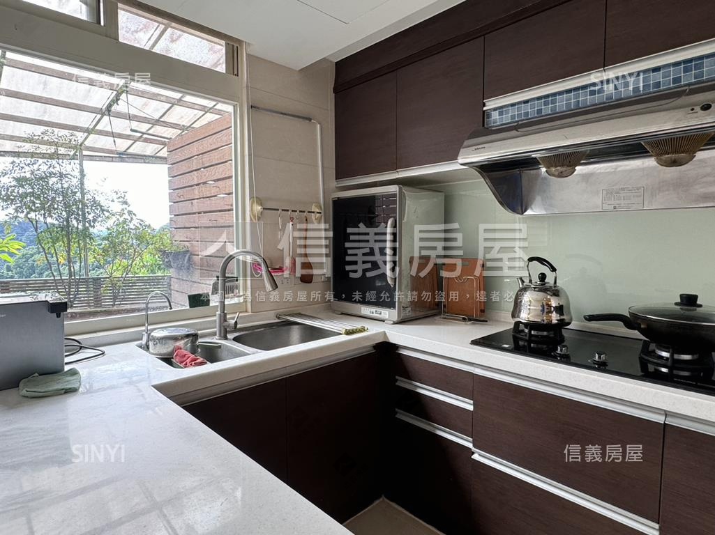 長春路溫馨美透天房屋室內格局與周邊環境