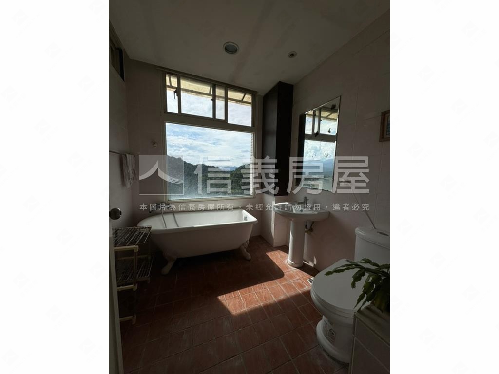 長春路溫馨美透天房屋室內格局與周邊環境