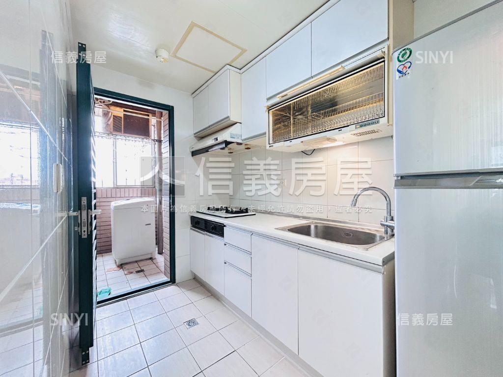 經國路採光兩房房屋室內格局與周邊環境