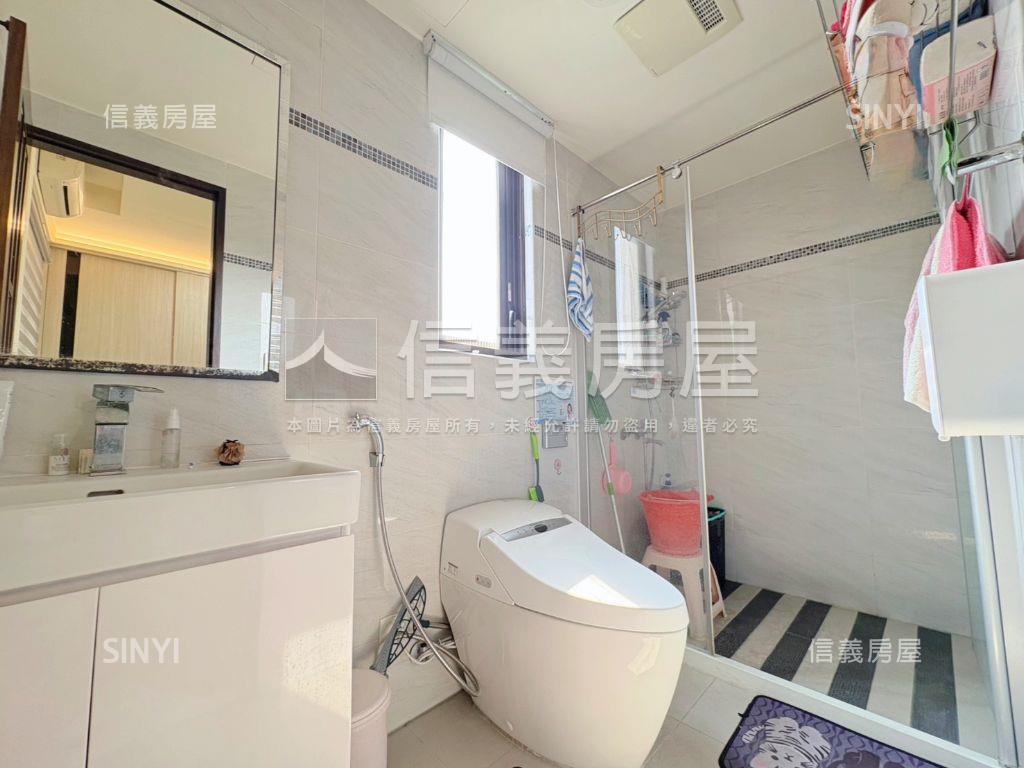 煙波ＰＡＲＫ露台三房平車房屋室內格局與周邊環境