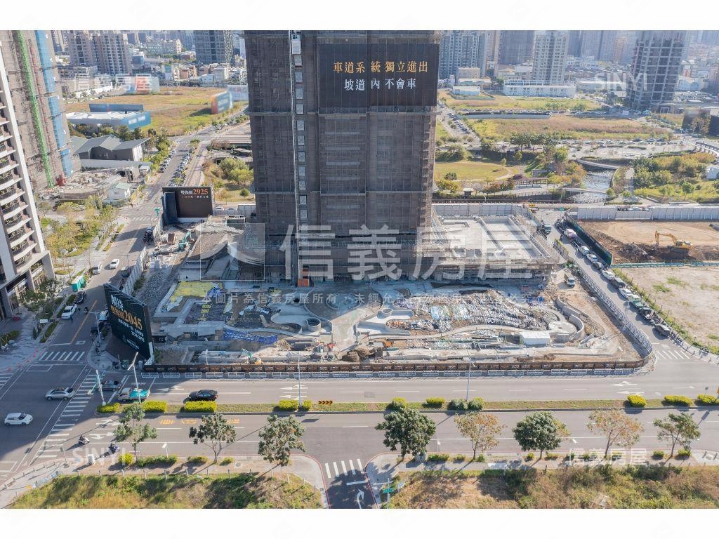 雙橡園２９２５高樓雙車位房屋室內格局與周邊環境