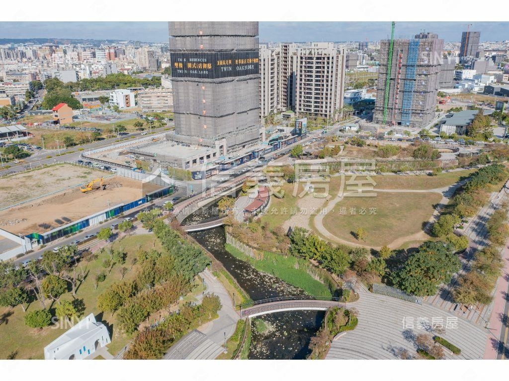 雙橡園２９２５高樓雙車位房屋室內格局與周邊環境