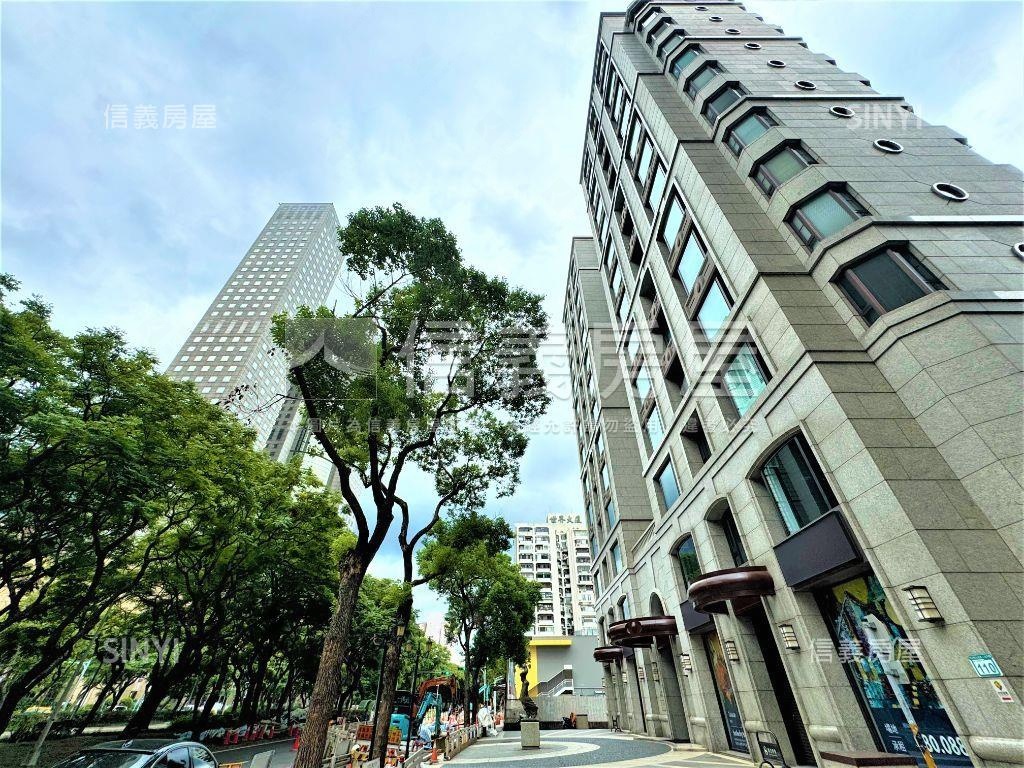 專任－敦化南路坡平大車位房屋室內格局與周邊環境