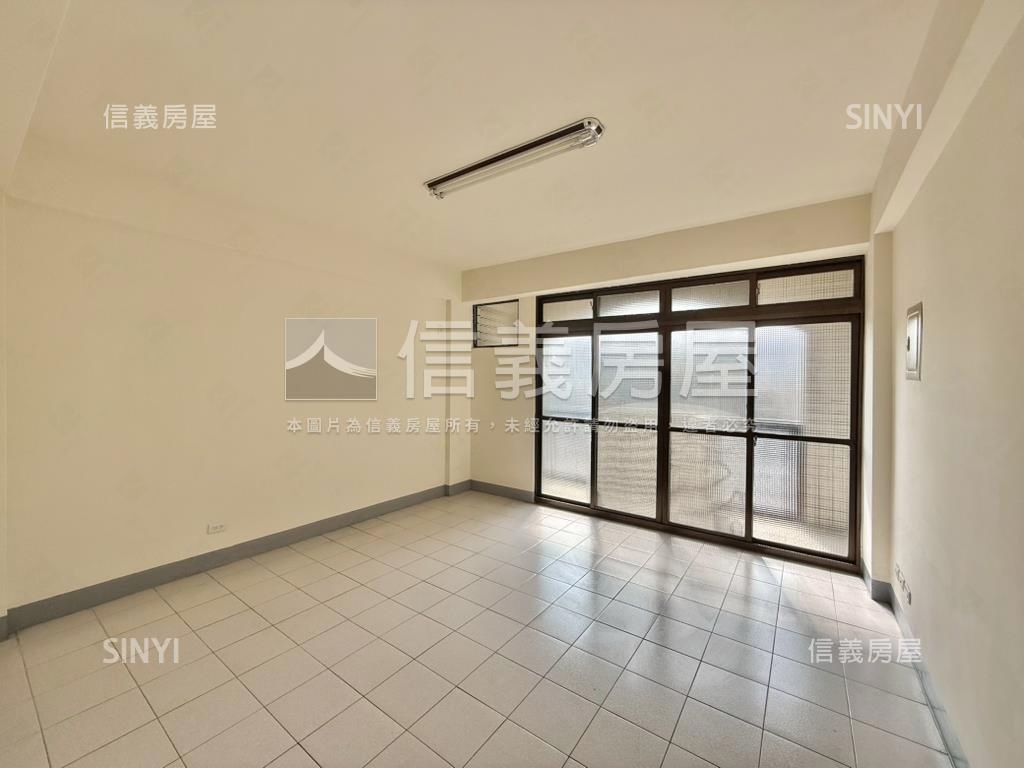 正台灣大道透店房屋室內格局與周邊環境