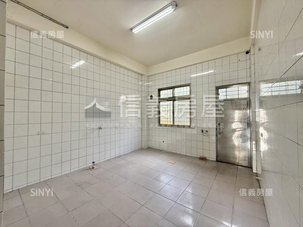 正台灣大道透店房屋室內格局與周邊環境