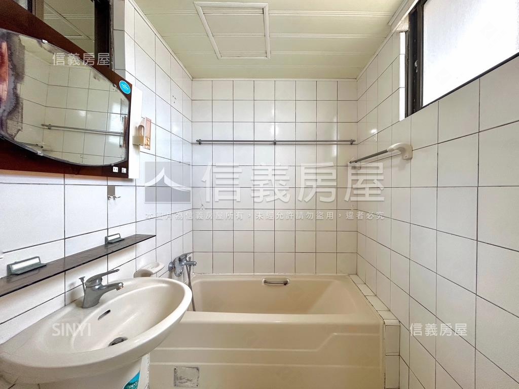 文教新城大三房採光美屋房屋室內格局與周邊環境