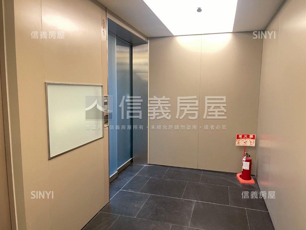 七期鋼骨親家Ｔ３商辦房屋室內格局與周邊環境