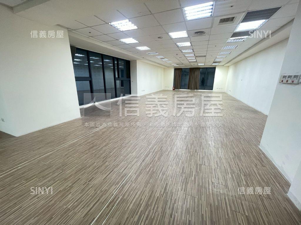 七期鋼骨親家Ｔ３商辦房屋室內格局與周邊環境