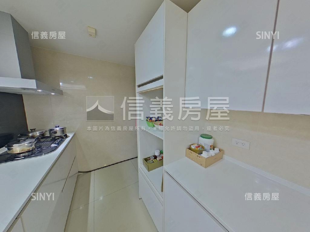 馥麗第三房雅緻附車位房屋室內格局與周邊環境
