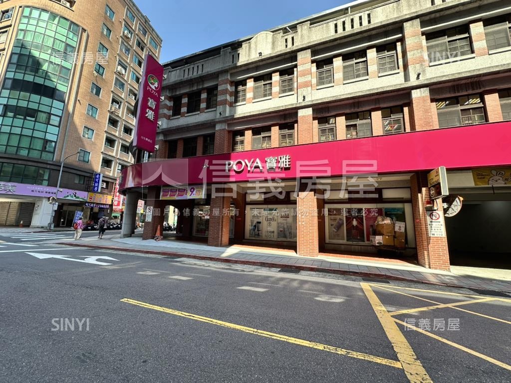 馥麗第三房雅緻附車位房屋室內格局與周邊環境