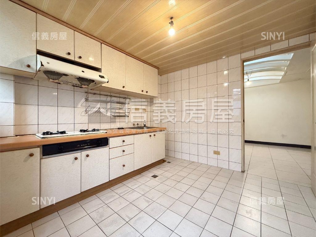 研究苑稀有庭院型房屋室內格局與周邊環境