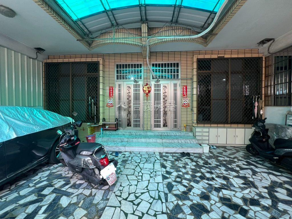 大橋傳統格局ＲＣ透天房屋室內格局與周邊環境