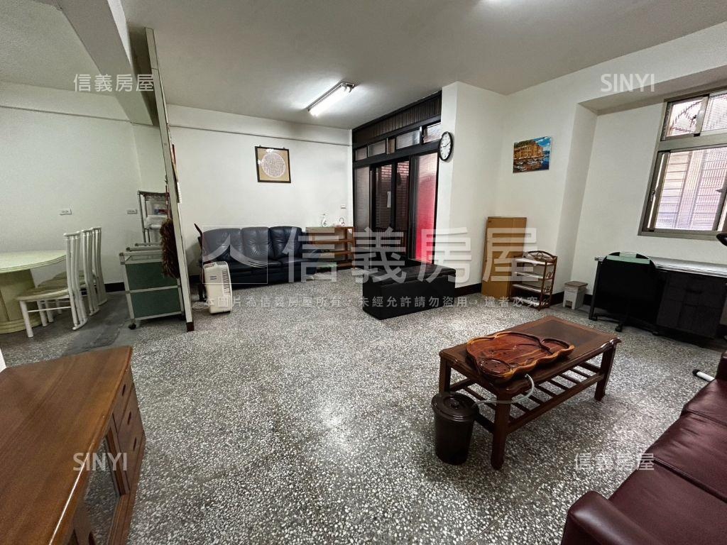 電線重拉永忠街面寬透天房屋室內格局與周邊環境