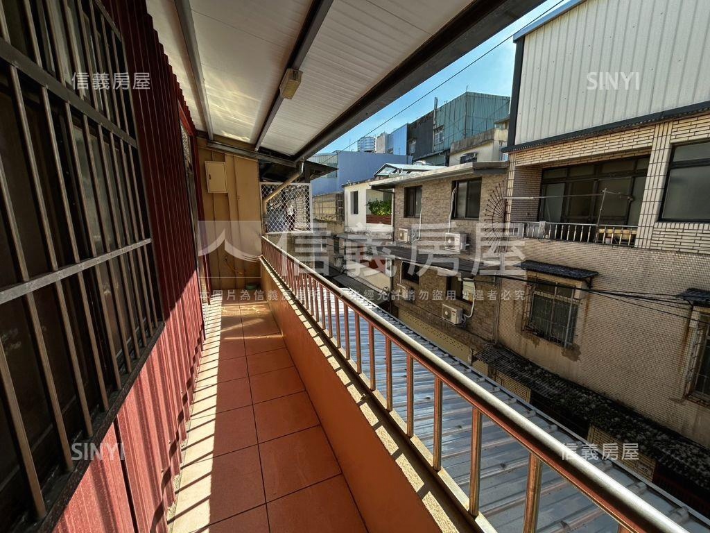 電線重拉永忠街面寬透天房屋室內格局與周邊環境