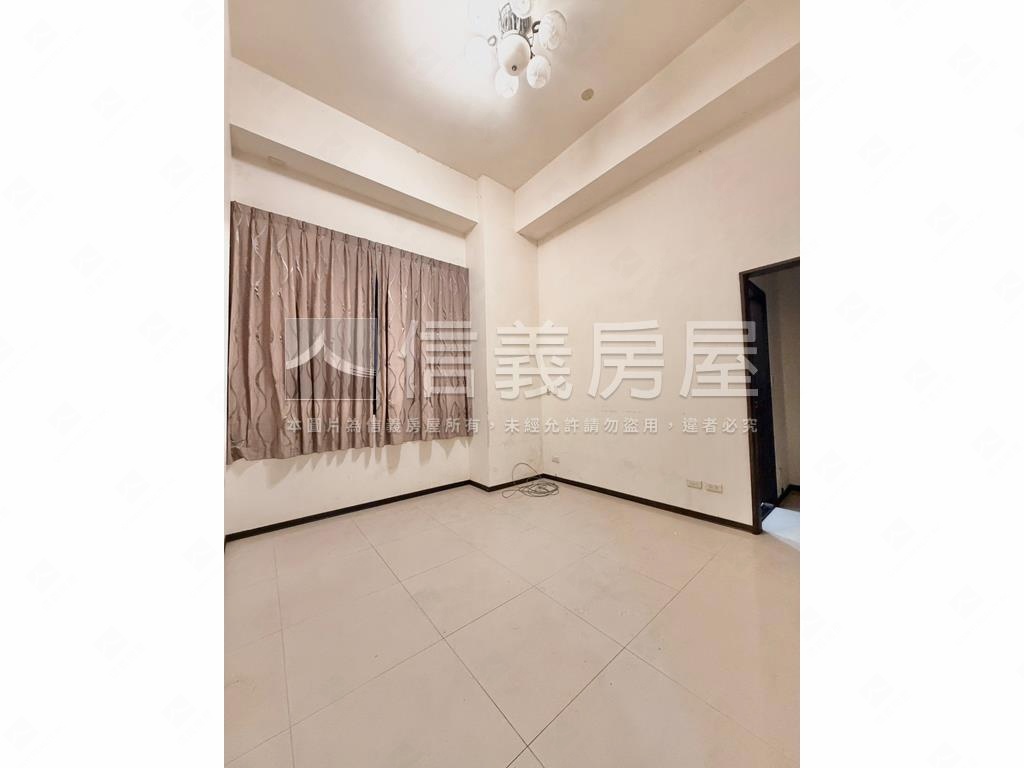 長虹大鎮稀有挑高戶釋出房屋室內格局與周邊環境