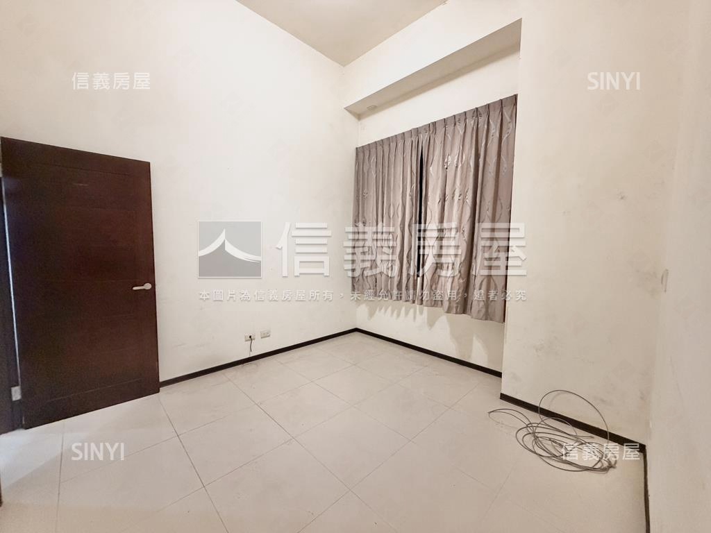 長虹大鎮稀有挑高戶釋出房屋室內格局與周邊環境