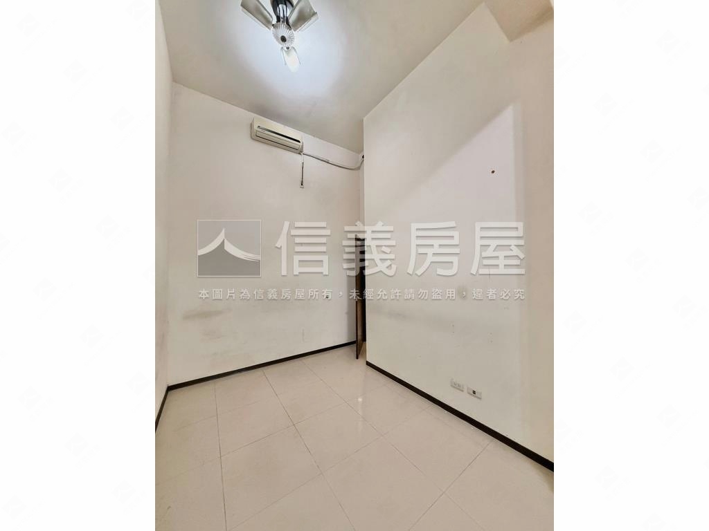 長虹大鎮稀有挑高戶釋出房屋室內格局與周邊環境