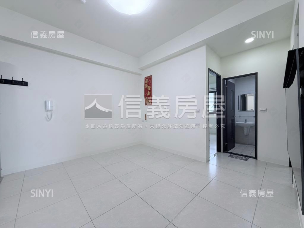 歸仁近圓環三房平車房屋室內格局與周邊環境