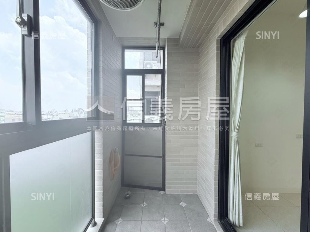 歸仁近圓環三房平車房屋室內格局與周邊環境