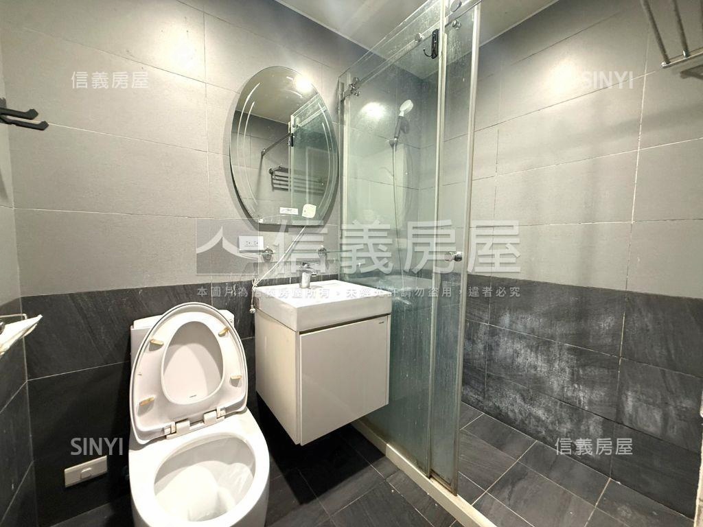 板新捷運方正三樓免爬高房屋室內格局與周邊環境