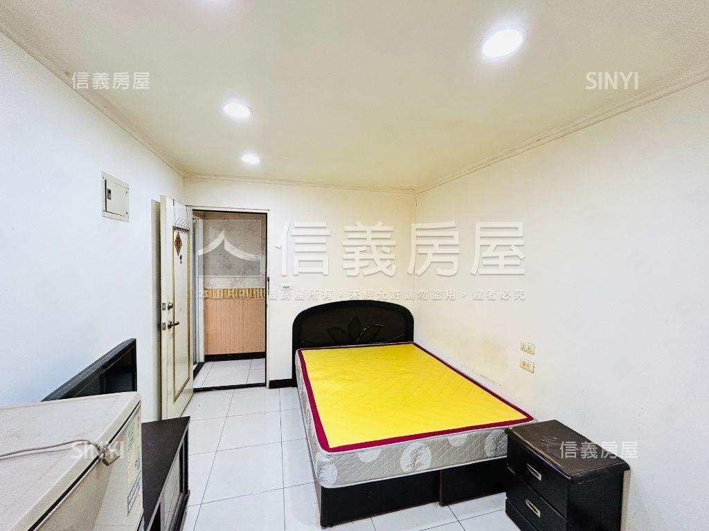 一層一戶黃金三樓公寓房屋室內格局與周邊環境