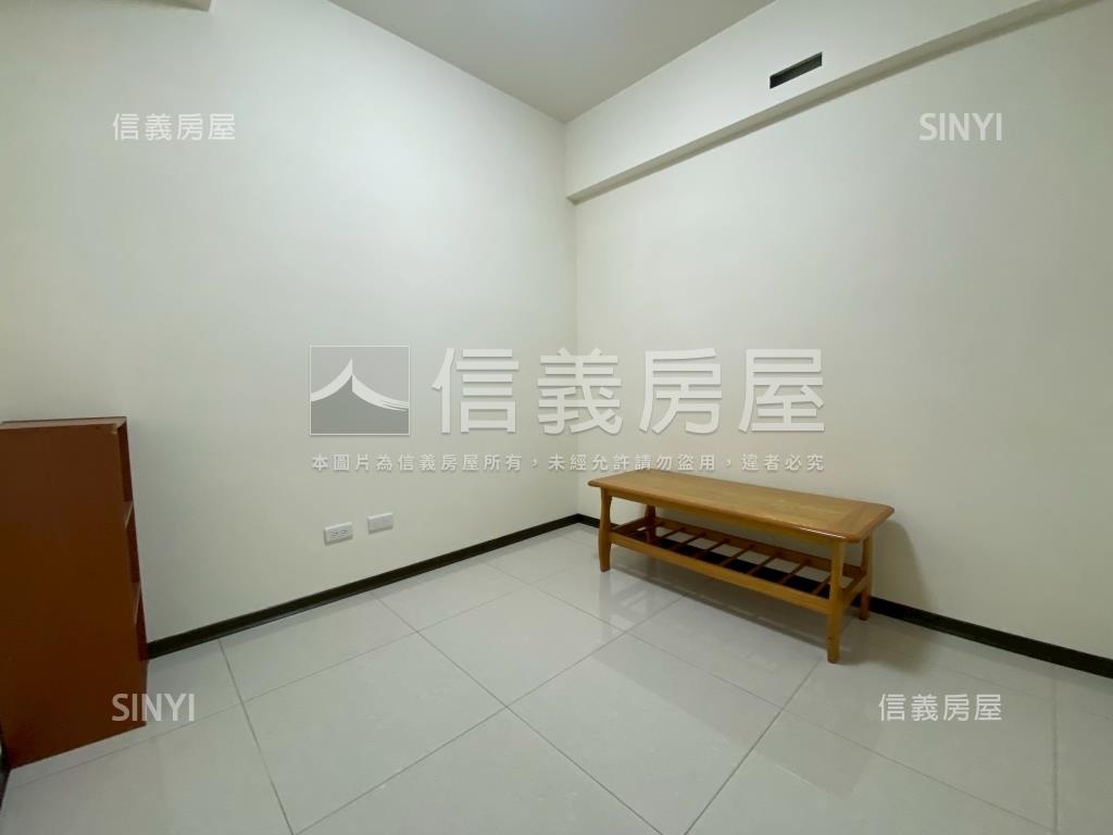 小資成家綠意中庭華悅城房屋室內格局與周邊環境