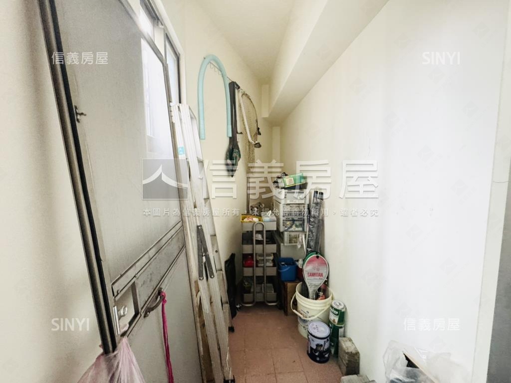 板橋大坪數４房華廈房屋室內格局與周邊環境