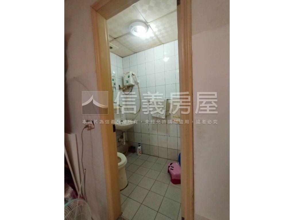 大同南路３樓收租黃金寶房屋室內格局與周邊環境