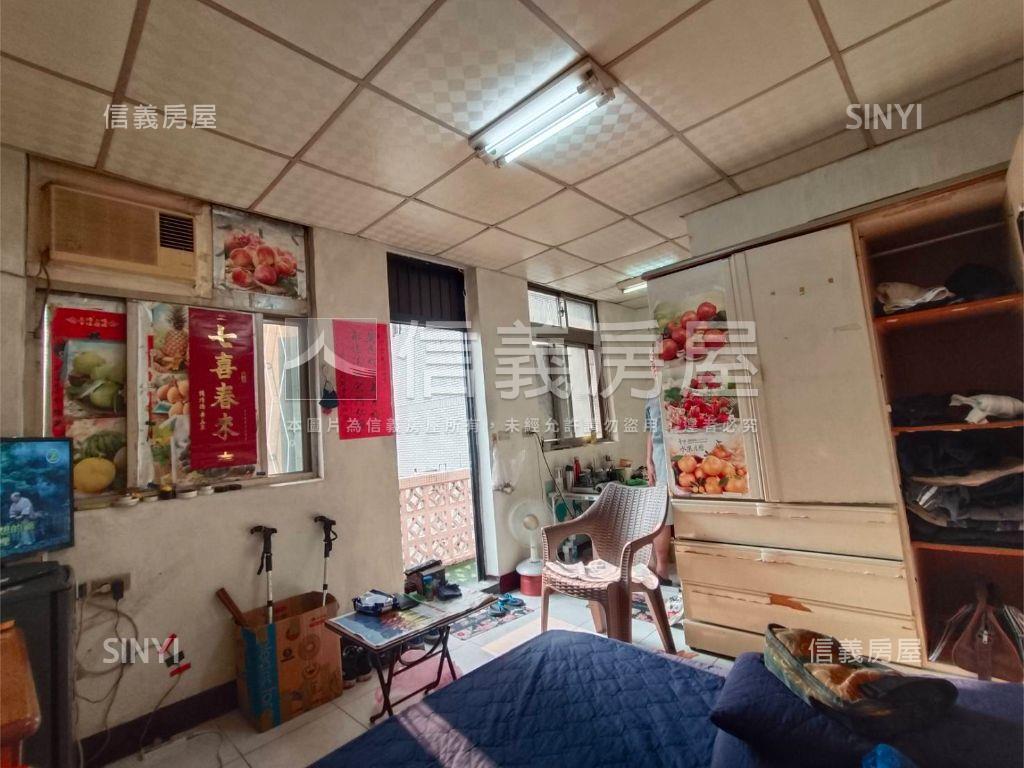 大同南路３樓收租黃金寶房屋室內格局與周邊環境