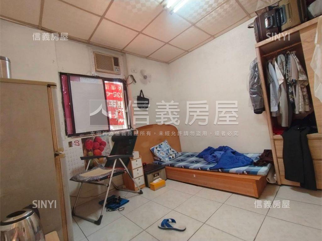 大同南路３樓收租黃金寶房屋室內格局與周邊環境