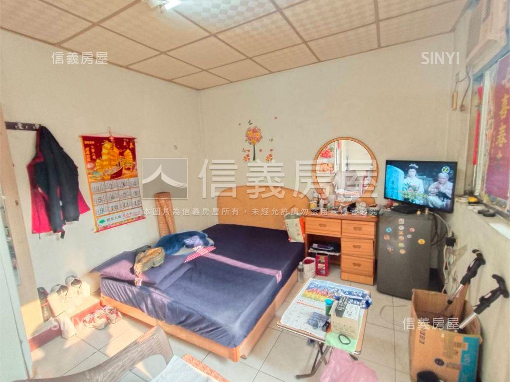 大同南路３樓收租黃金寶房屋室內格局與周邊環境