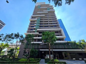 兆之丘大面寬挑高店面