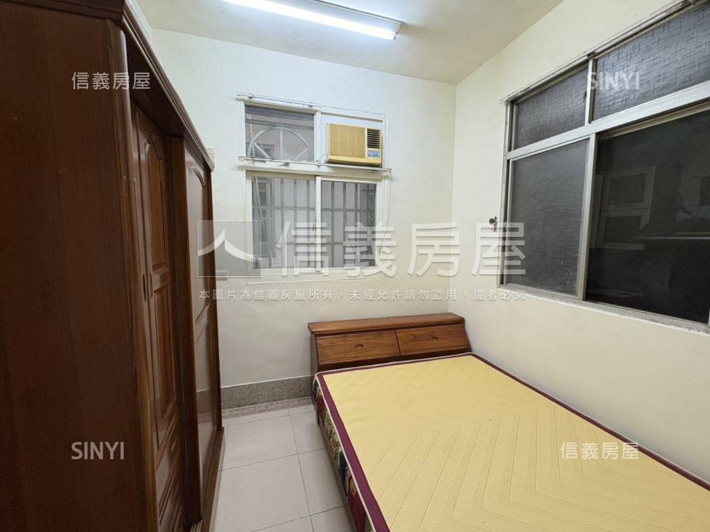 近家樂福田字型活路透天房屋室內格局與周邊環境