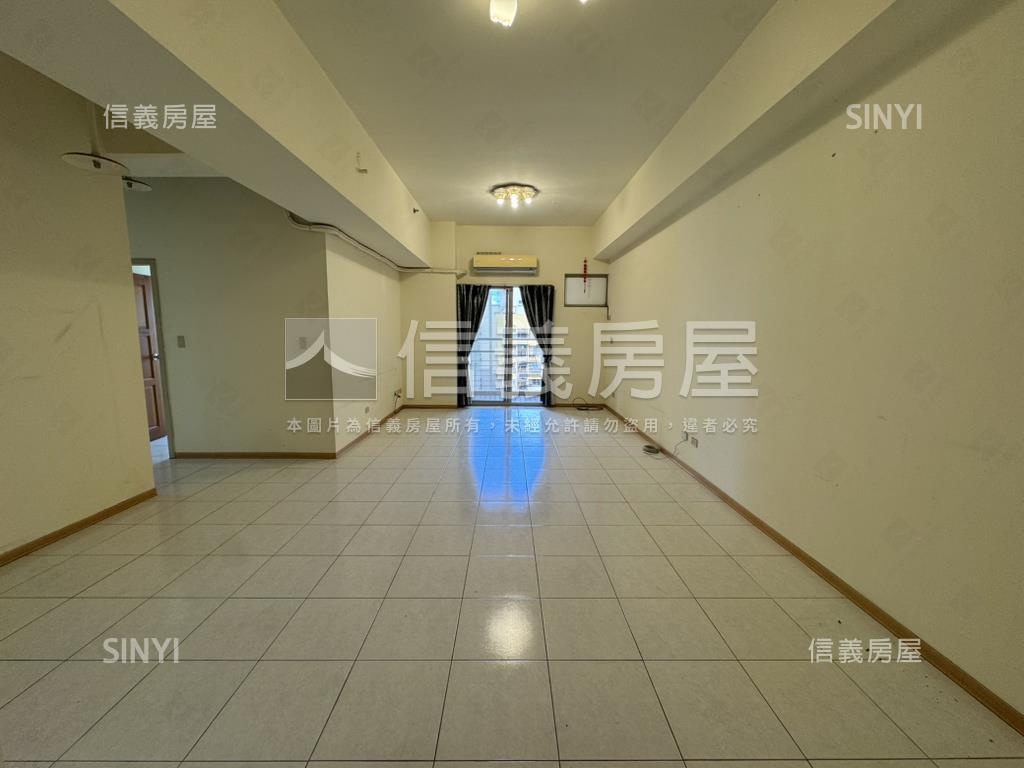 中和捷運四知新城四房車位房屋室內格局與周邊環境