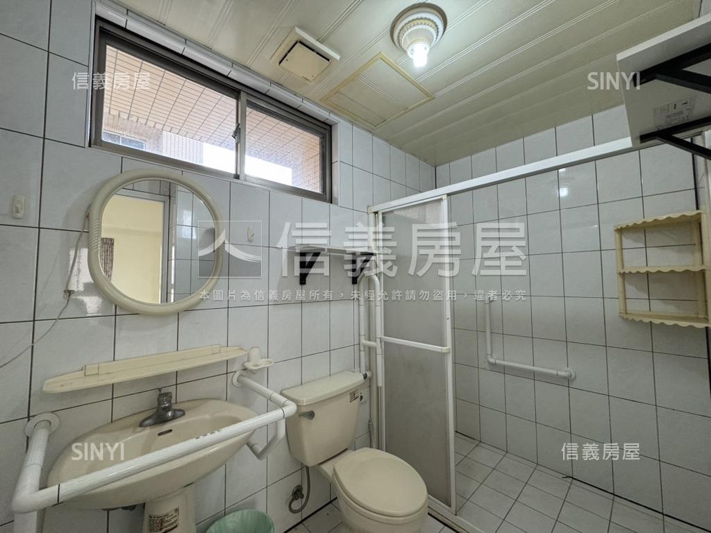 中和捷運四知新城四房車位房屋室內格局與周邊環境